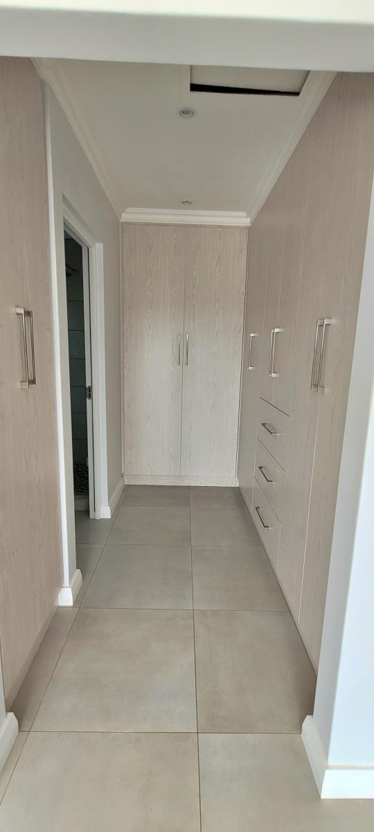  Bedroom Property for Sale in The Hill Western Cape